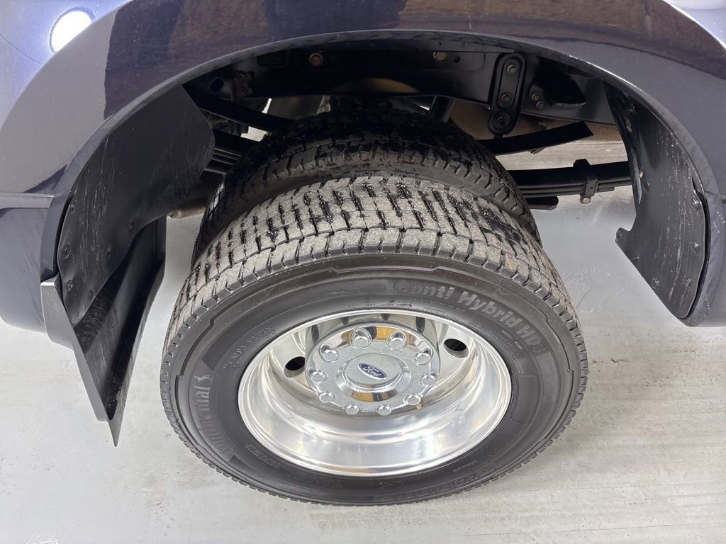 Used 2022 Ford F450 Platinum w/ FX4 Off-Road Package image 11