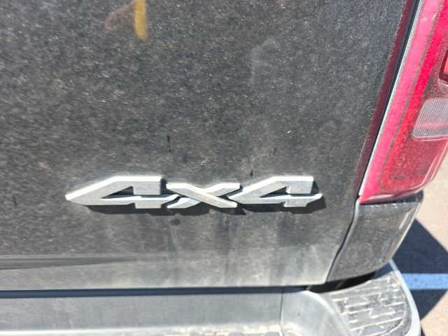 Used 2019 RAM 1500 Laramie AWD/4WD image 17
