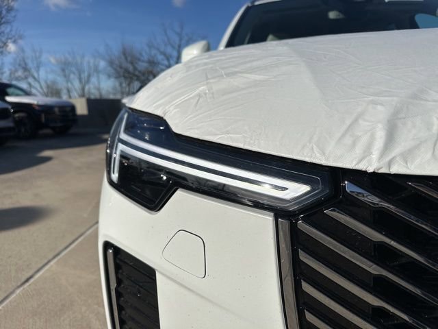 New 2026 Volvo XC90 B6 Ultra w/ Protection Package image 10