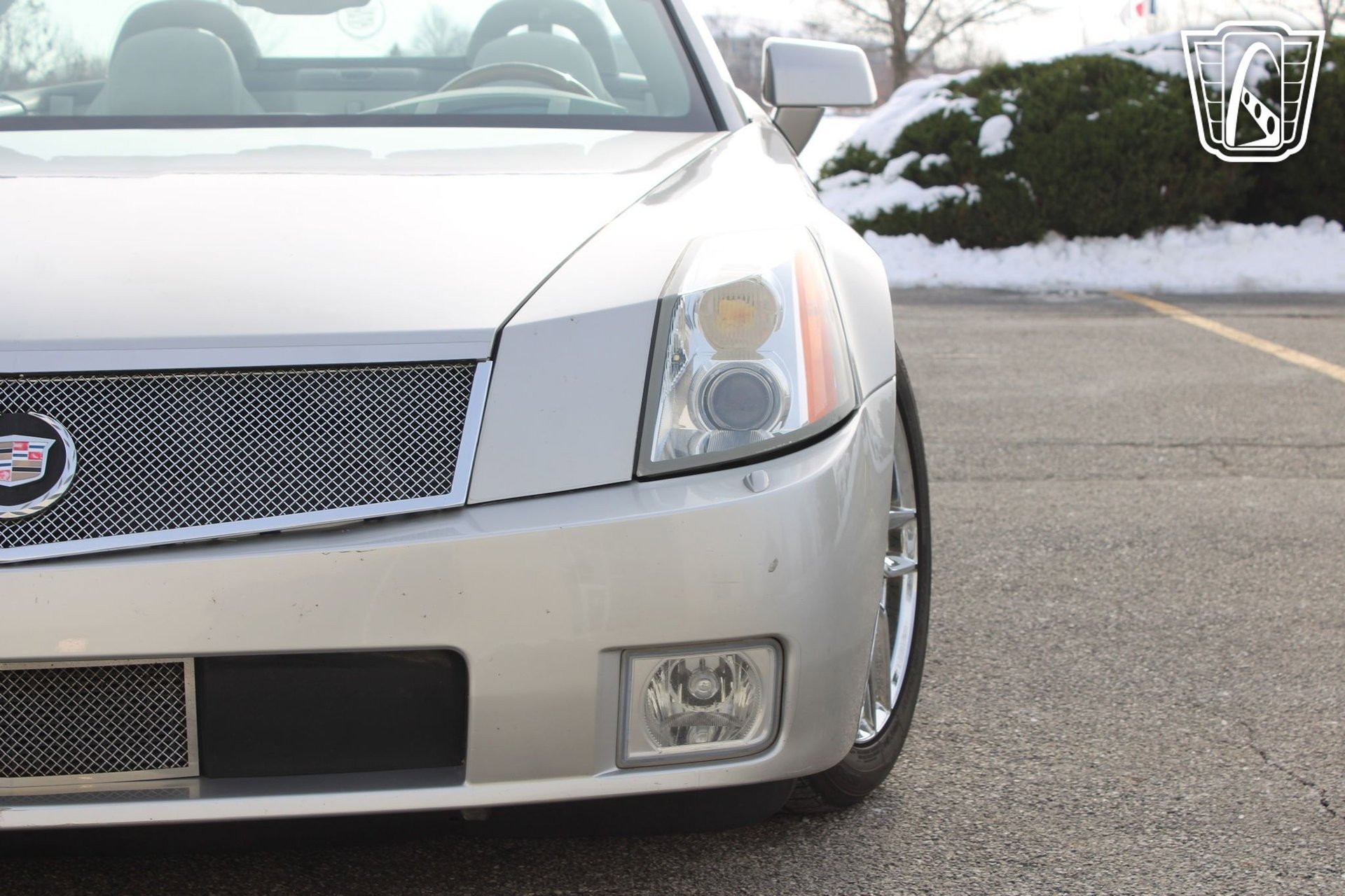 Used 2005 Cadillac XLR image 32