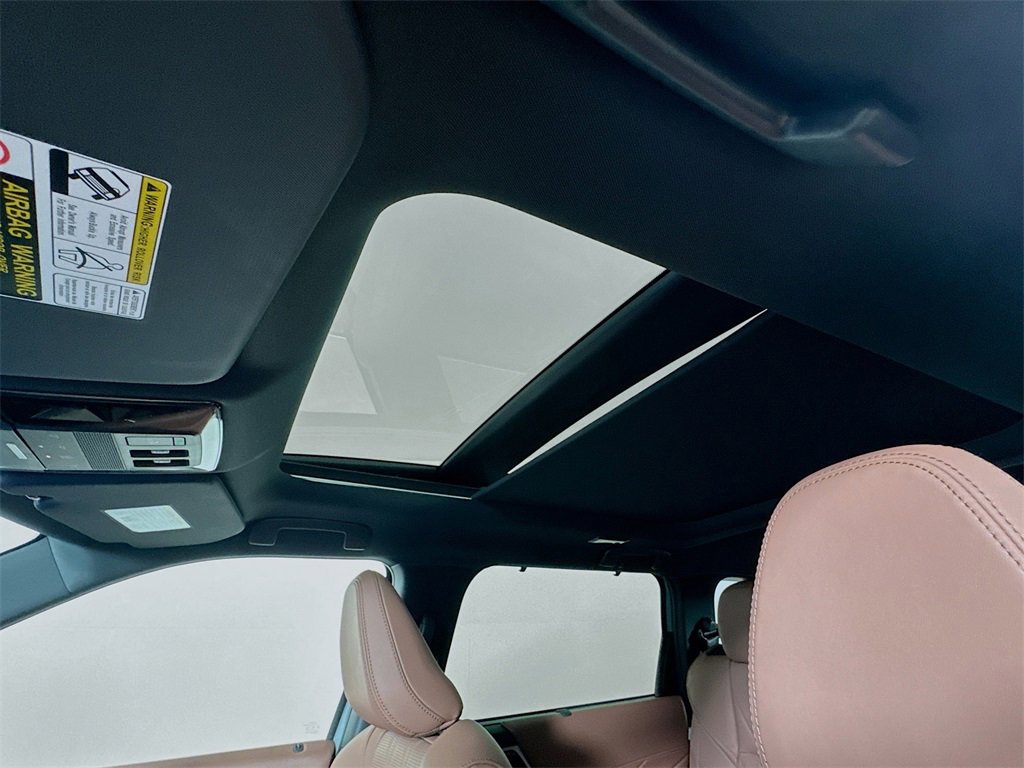 New 2025 Mitsubishi Outlander SEL image 23