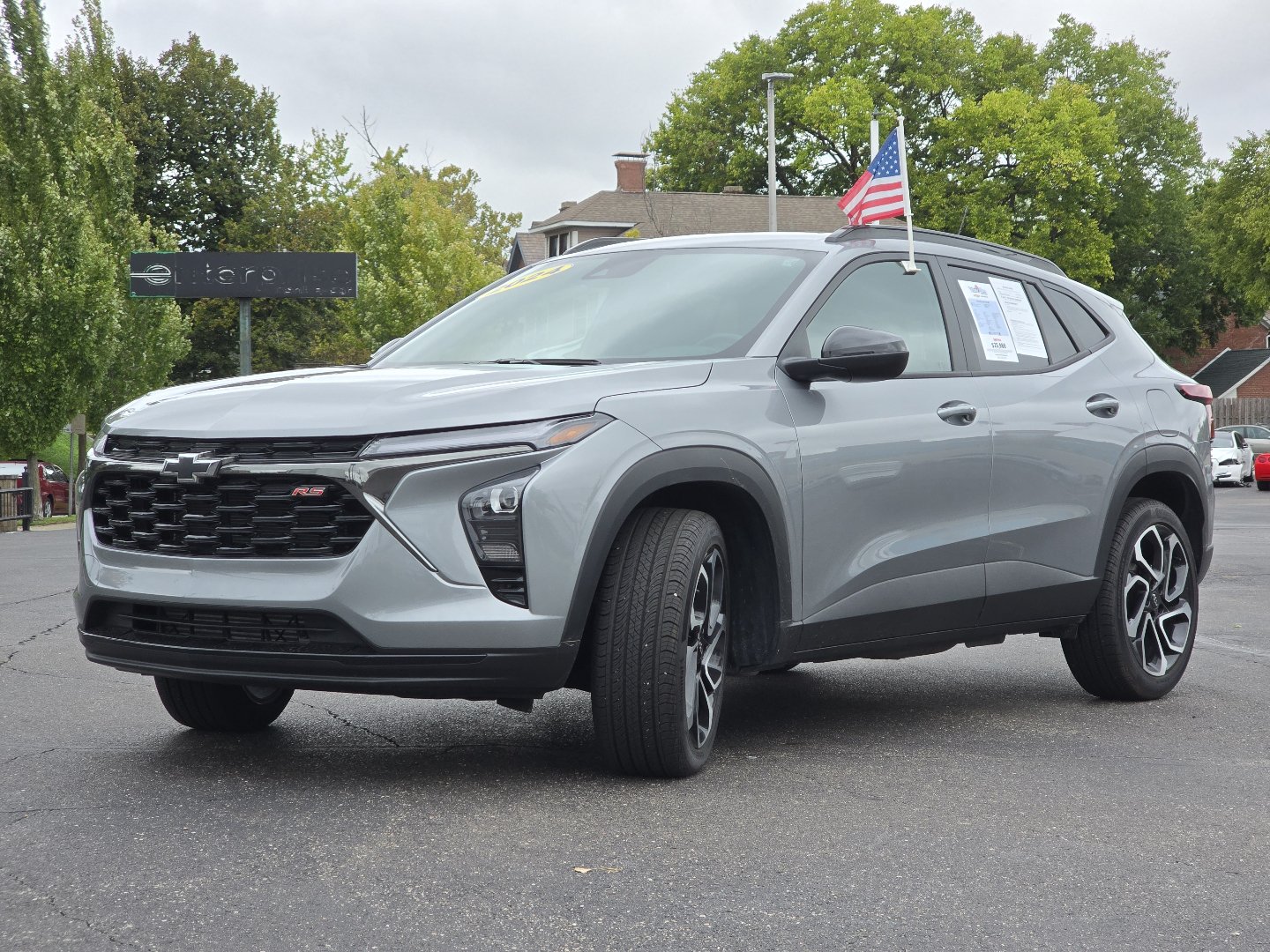 Certified 2024 Chevrolet Trax RS w/ Sunroof Package FWD image 19
