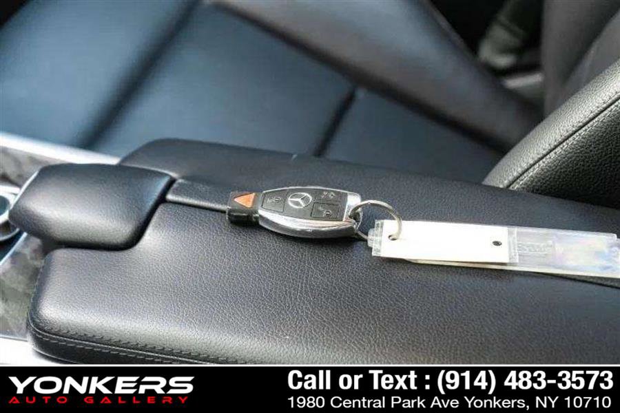 Used 2016 Mercedes-Benz E 350 4MATIC Wagon image 56