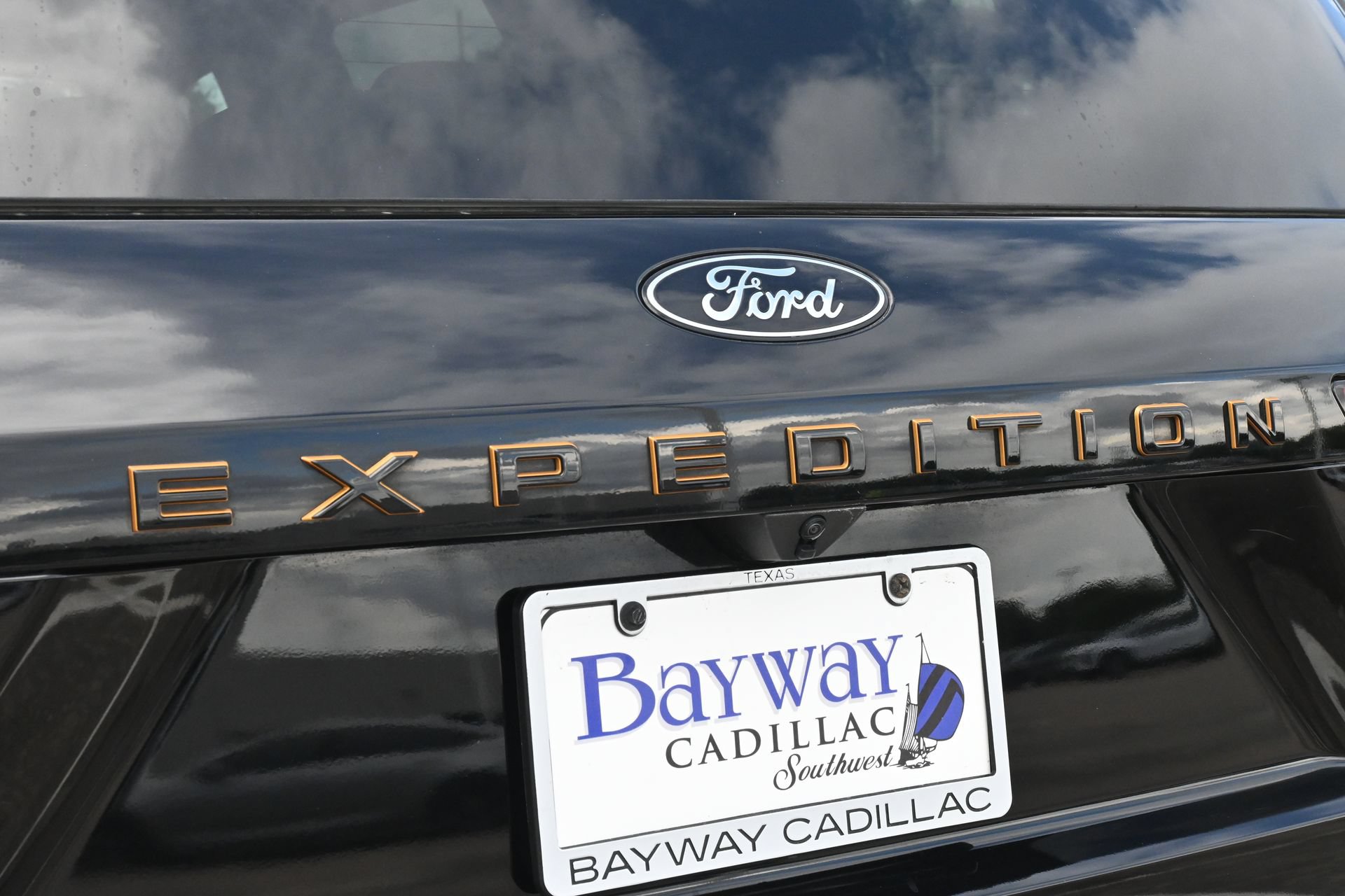 Used 2025 Ford Expedition Tremor AWD/4WD image 22