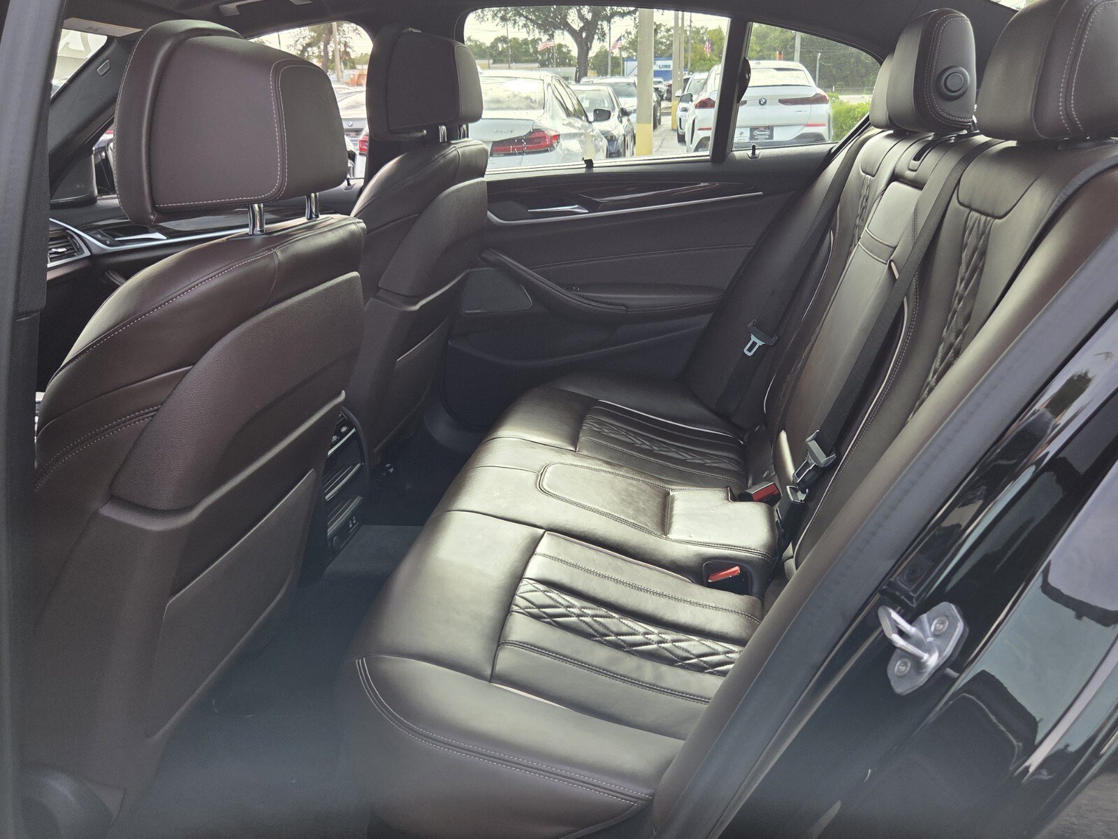 Used 2020 BMW 540i w/ Executive Package RWD image 11