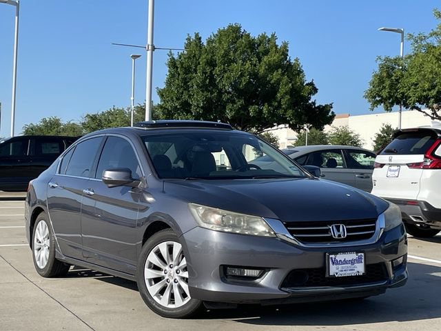 Used 2015 Honda Accord Touring image 2