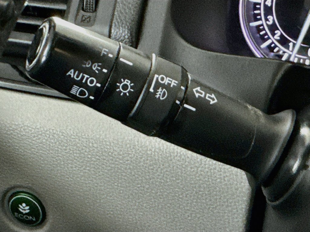 Used 2016 Honda Pilot Touring image 13