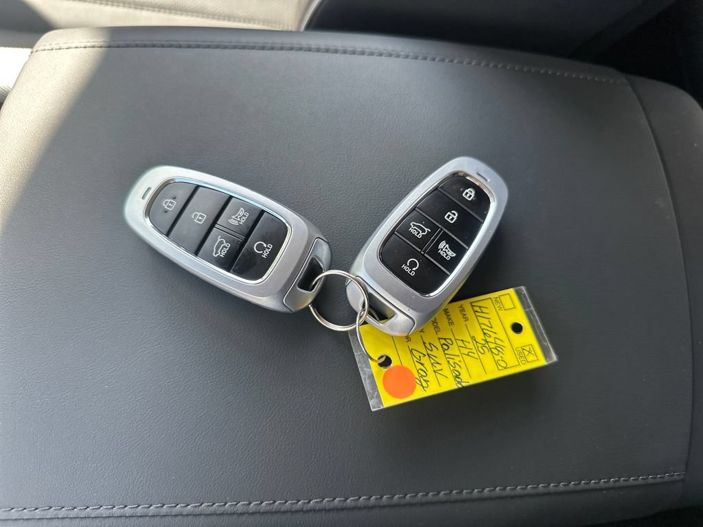 Used 2025 Hyundai Palisade SEL AWD/4WD image 18