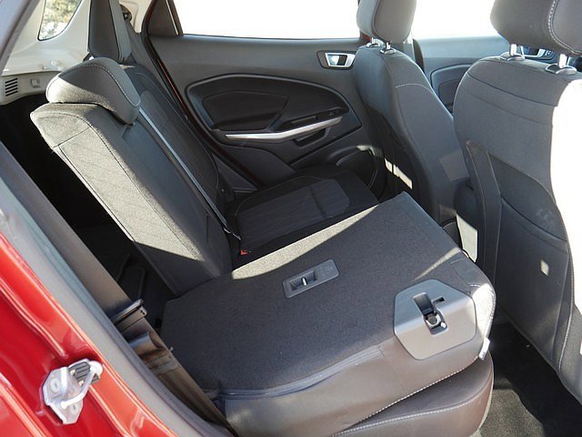 Used 2019 Ford EcoSport SE image 46