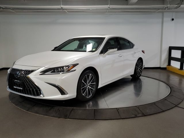 Used 2025 Lexus ES 300h w/ Premium Package FWD image 6