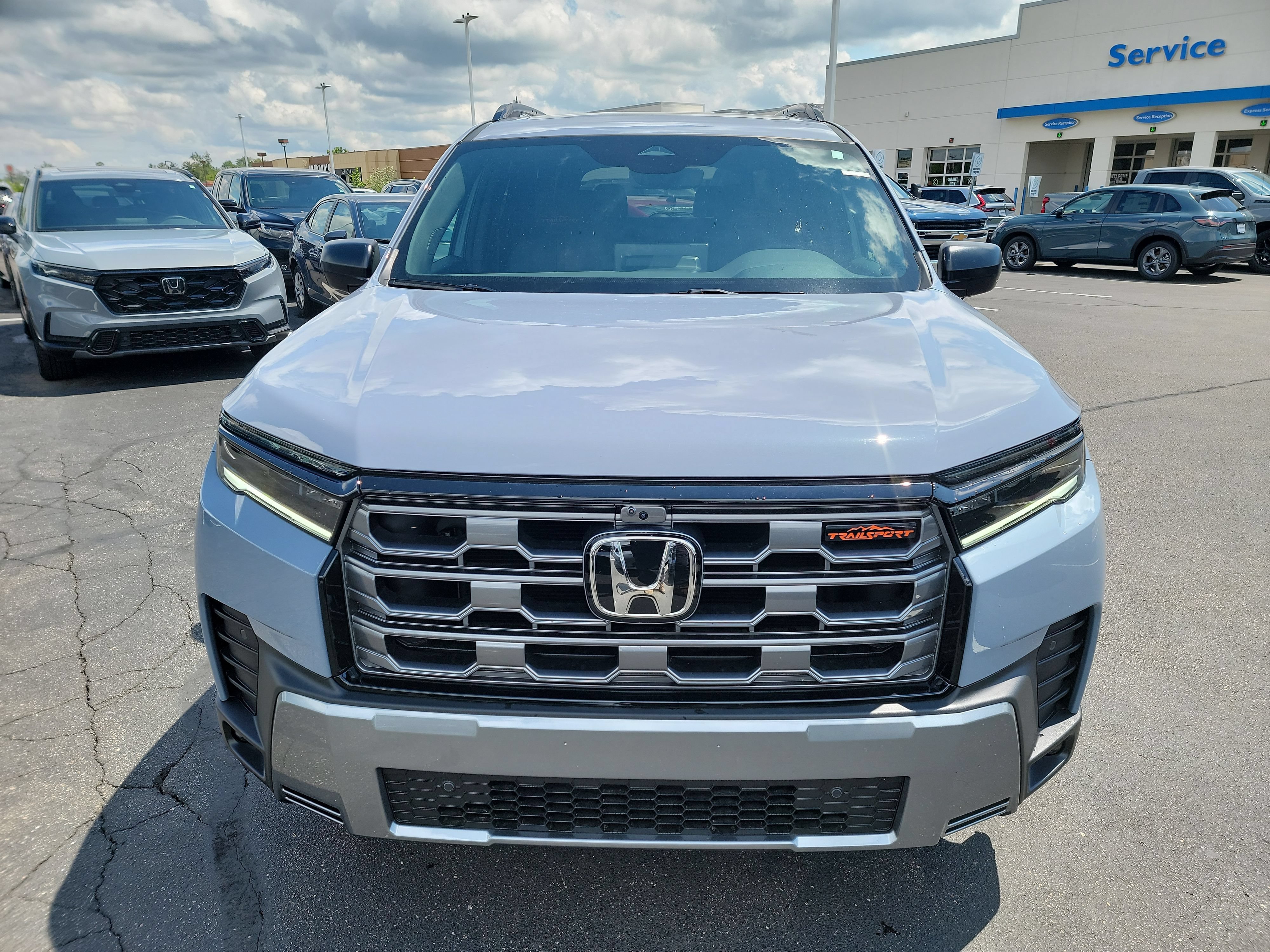 New 2026 Honda Pilot TrailSport image 2