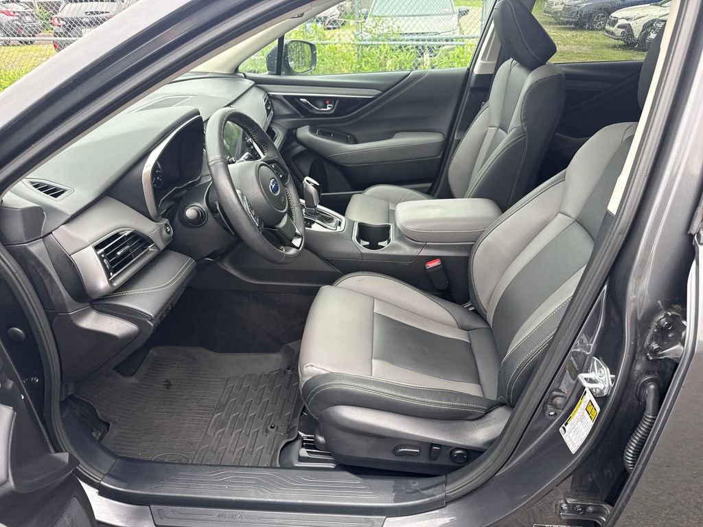 Certified 2024 Subaru Outback Onyx Edition AWD/4WD image 32