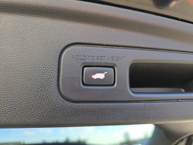 Used 2023 Acura MDX SH-AWD image 27