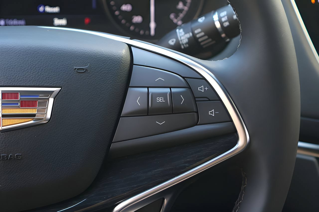 Certified 2026 Cadillac XT5 Premium Luxury FWD image 18