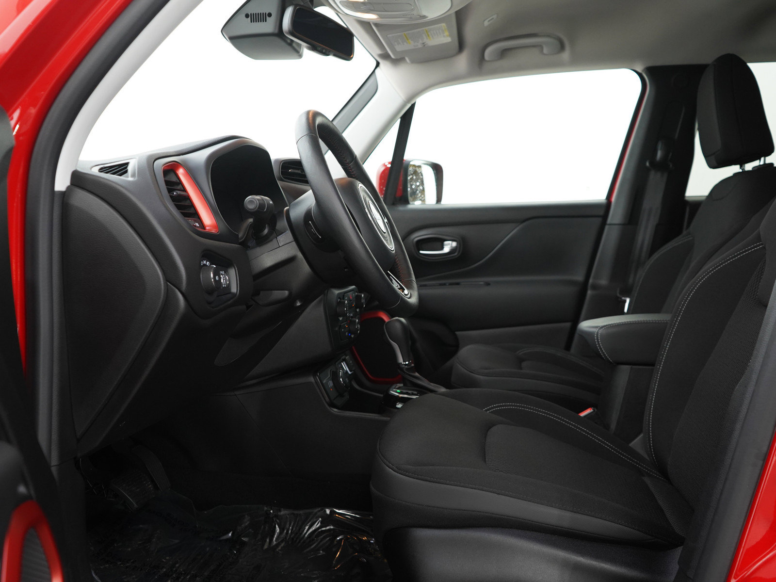 Used 2022 Jeep Renegade Latitude w/ Convenience Group AWD/4WD image 21