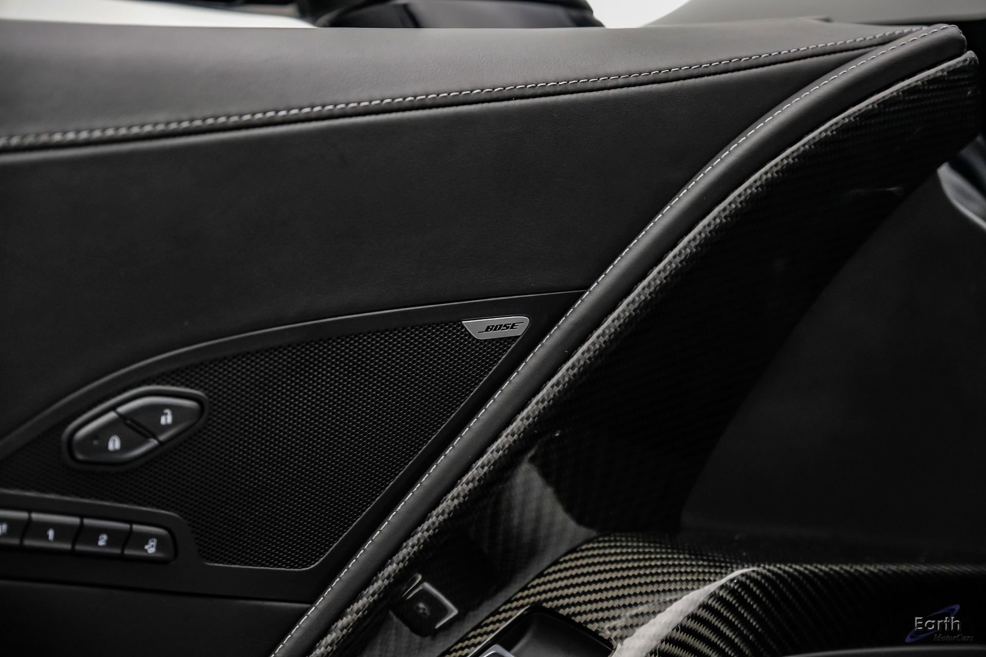 Used 2015 Chevrolet Corvette Z06 w/ 3LZ Preferred Equipment Group image 93