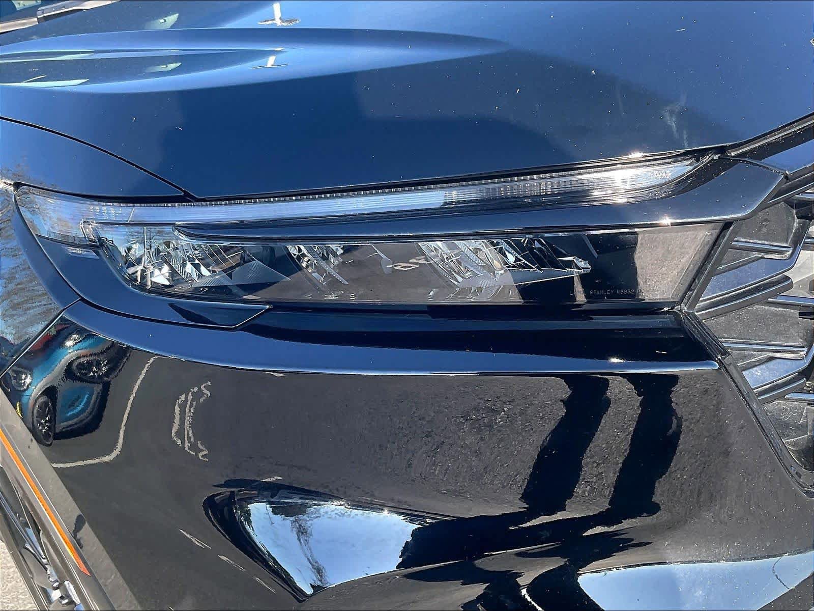 Used 2023 Honda CR-V Sport Touring image 30