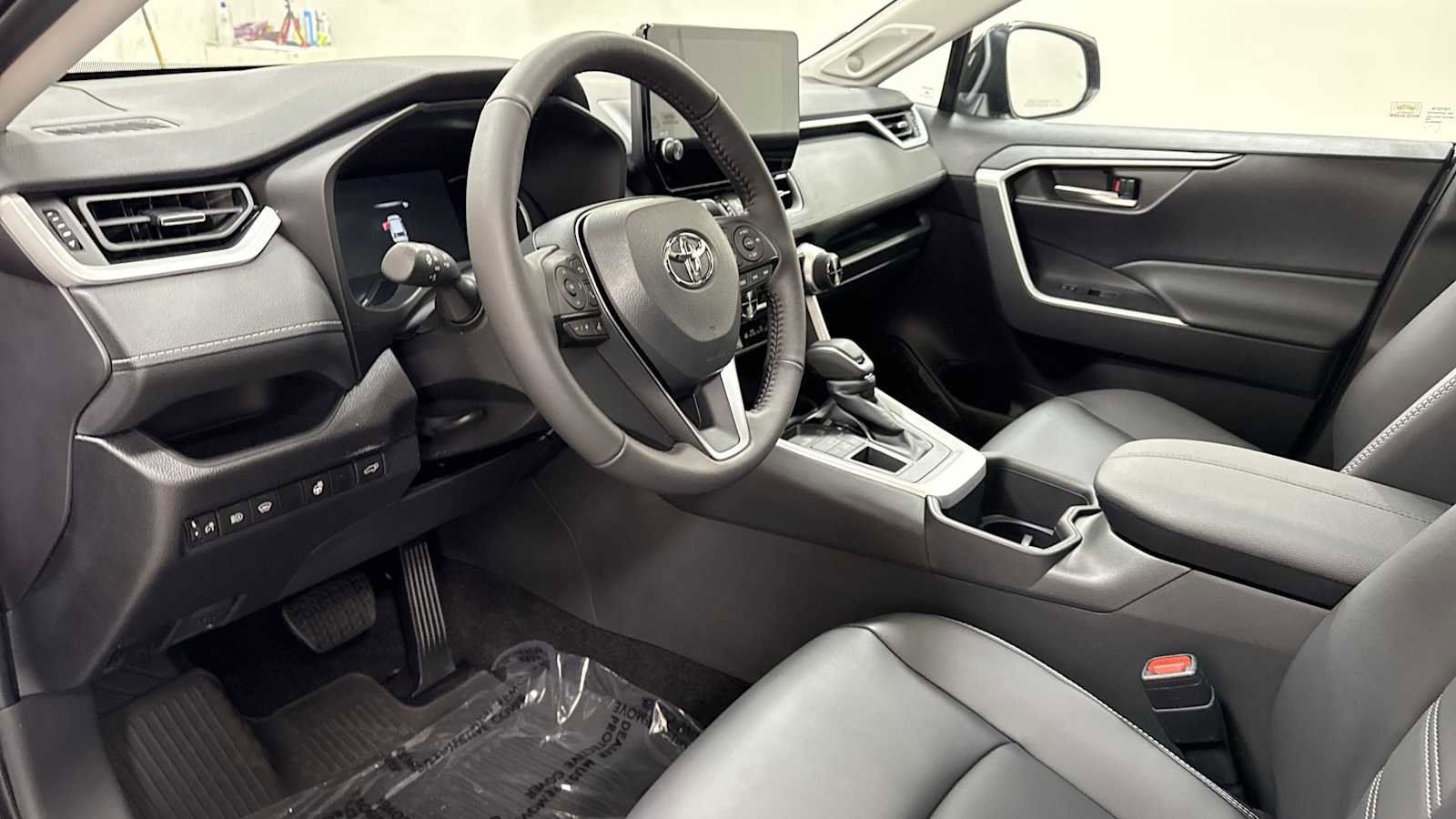 New 2025 Toyota RAV4 XLE Premium image 12