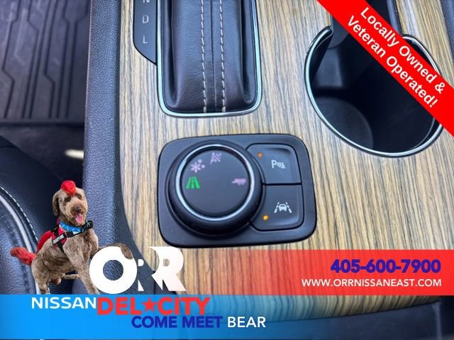 Used 2018 GMC Acadia Denali w/ Technology Package FWD image 26
