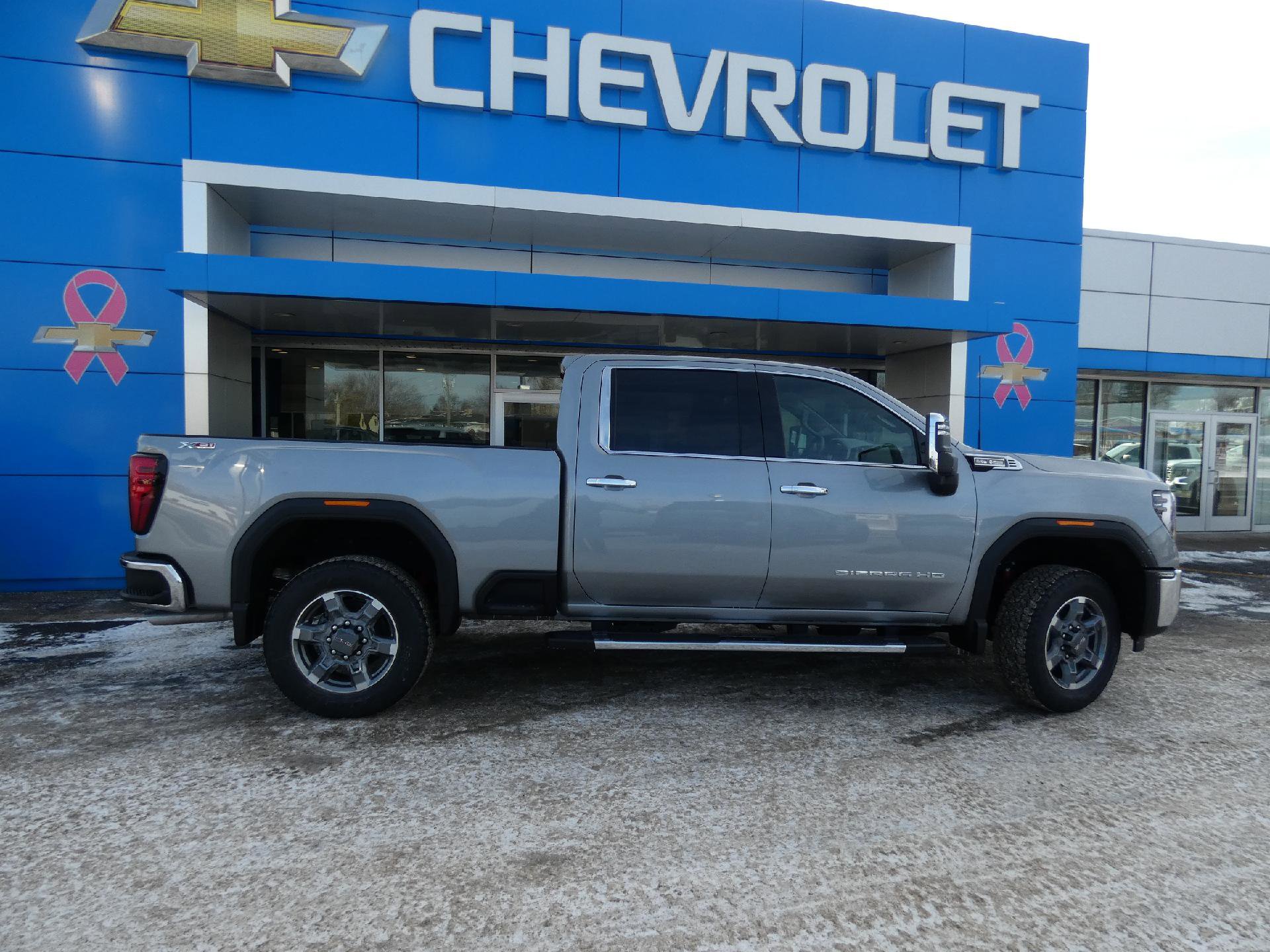 New 2026 GMC Sierra 2500 SLT w/ SLT Premium Package image 2