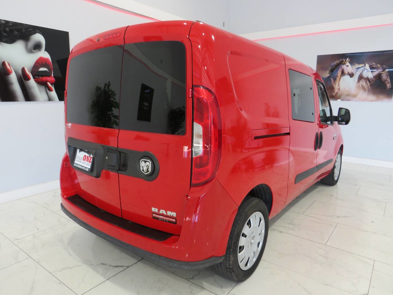 Used 2016 RAM ProMaster City Tradesman SLT image 4