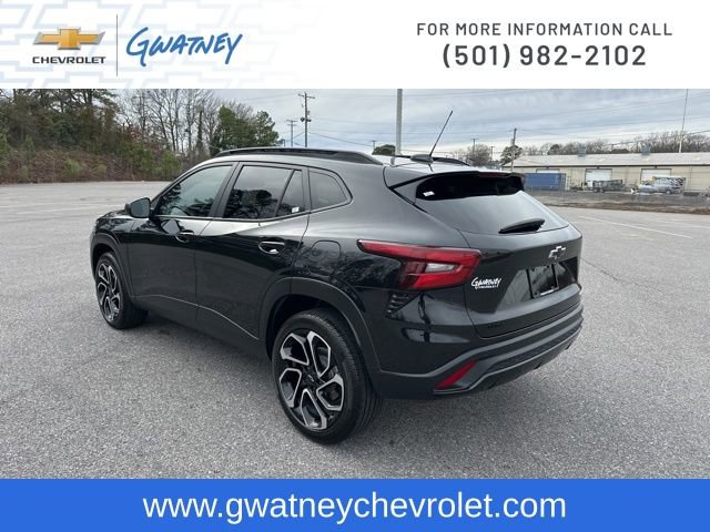 Used 2025 Chevrolet Trax RS w/ Driver Confidence Package image 7