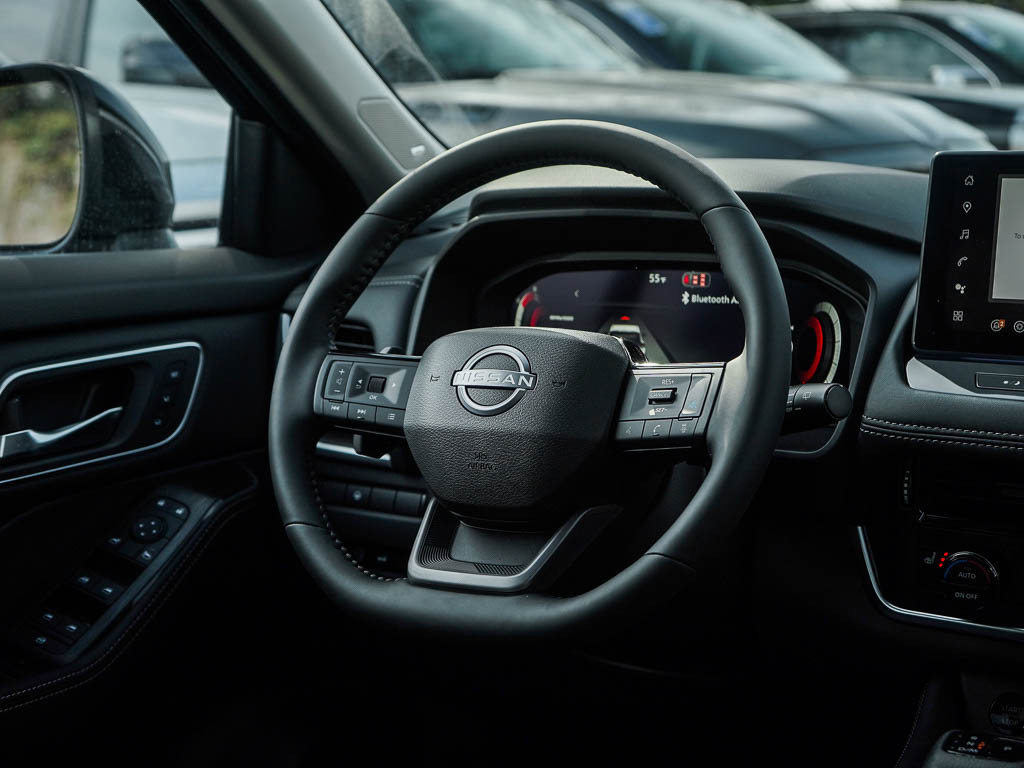 New 2026 Nissan Rogue Platinum AWD/4WD image 16