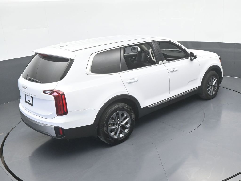 Used 2025 Kia Telluride LX FWD image 54