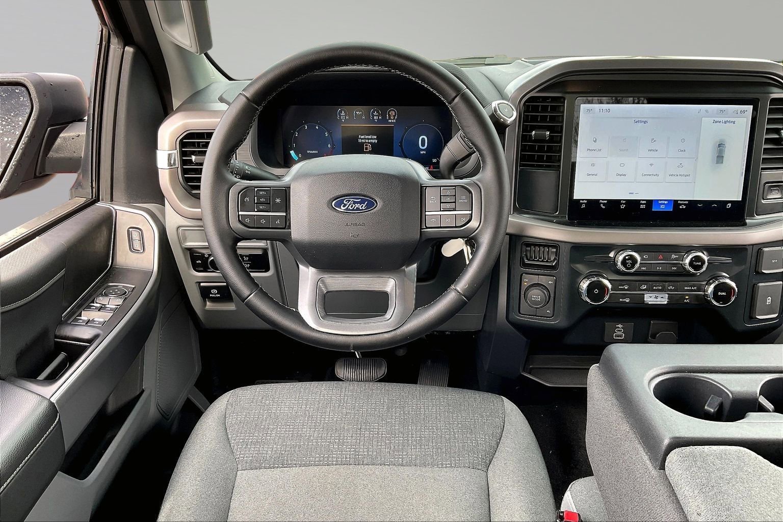 Used 2025 Ford F150 XLT w/ Equipment Group 301A Standard image 5