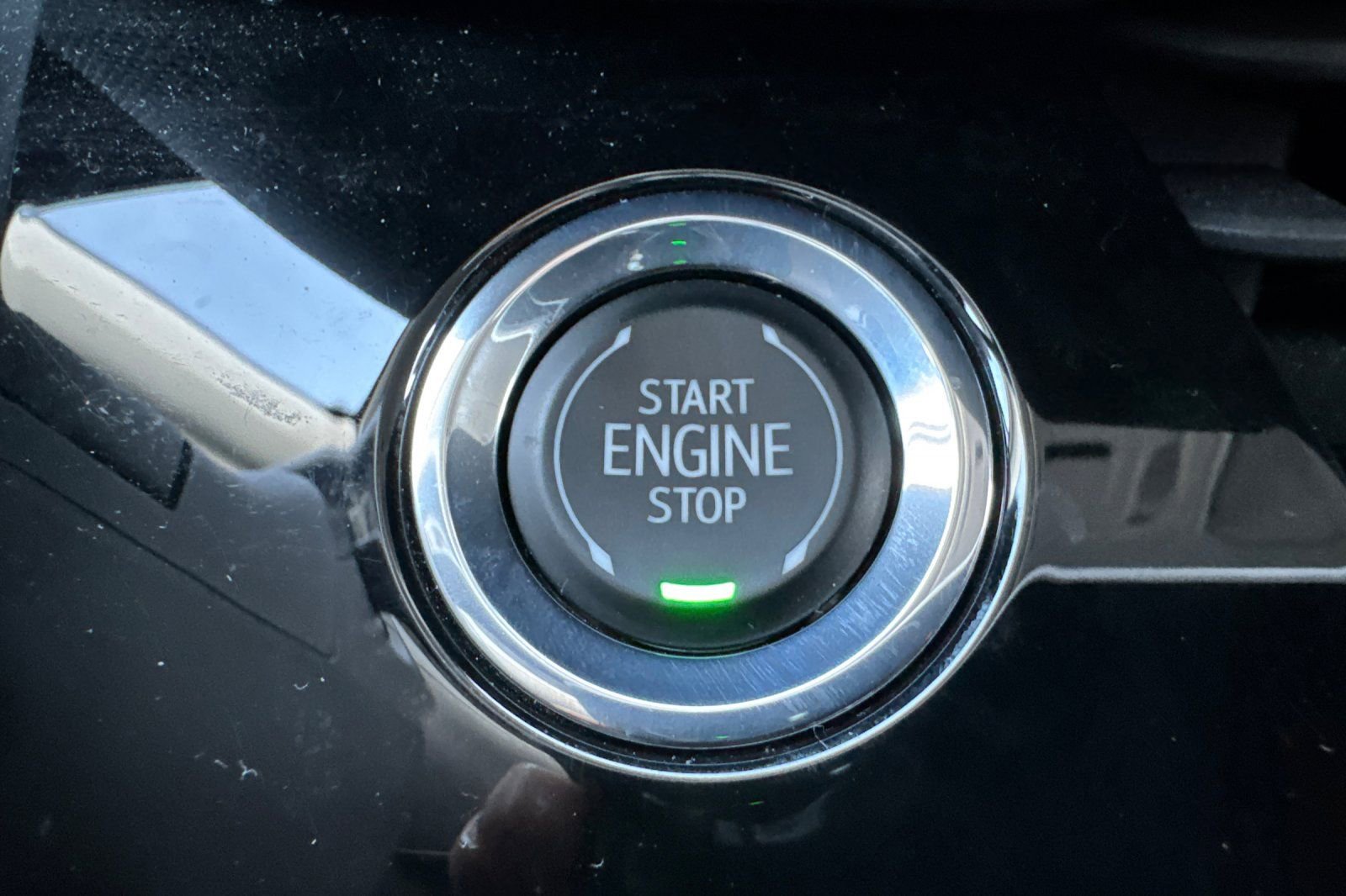 Certified 2025 Buick Envision Preferred image 26