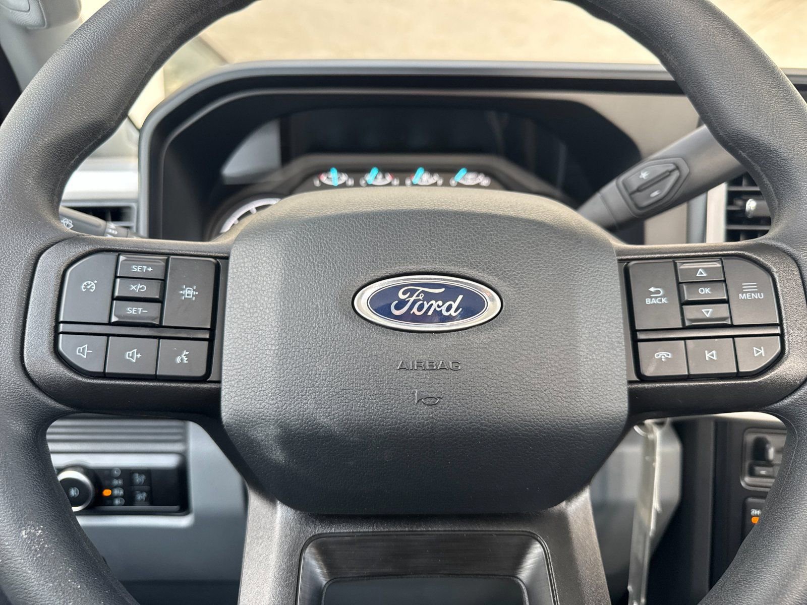 New 2025 Ford F550 4x4 Regular Cab Super Duty image 21