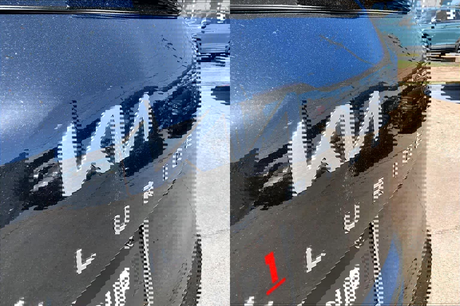 Used 2024 Kia Telluride EX w/ EX Captain's Chair Package image 30