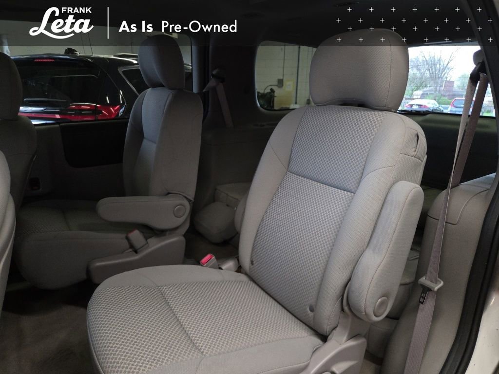 Used 2005 Pontiac Montana SV6 w/ Premium Convenience Package image 22