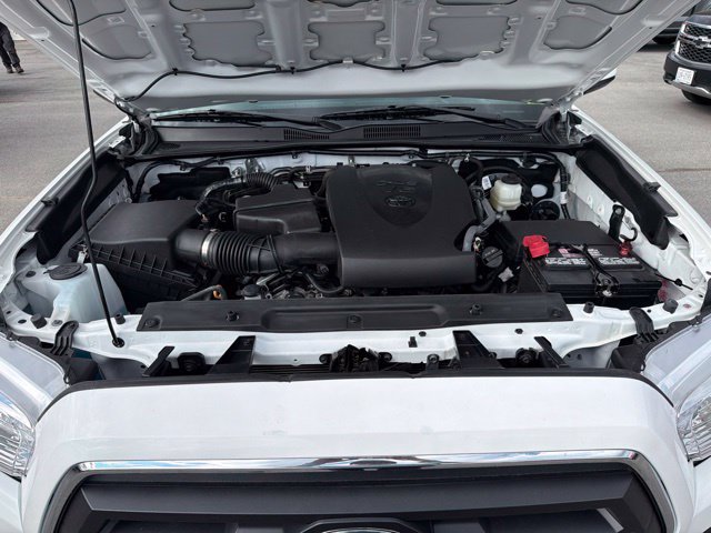 Used 2023 Toyota Tacoma SR5 AWD/4WD image 51