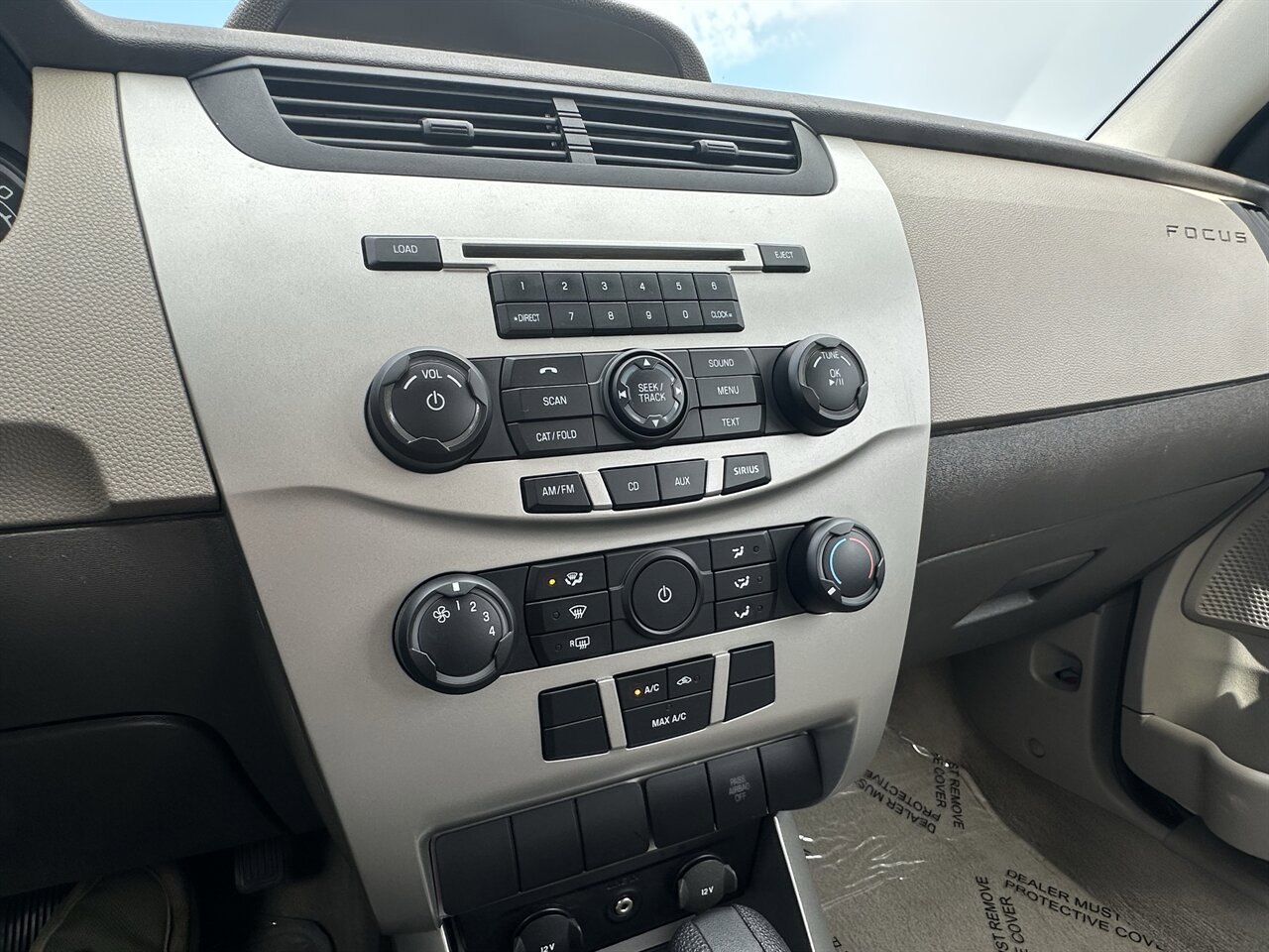 Used 2009 Ford Focus S FWD image 6