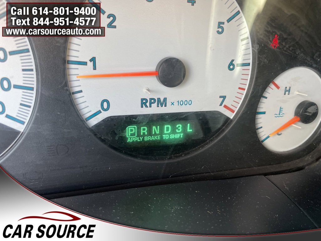 Used 2005 Dodge Grand Caravan SXT image 24