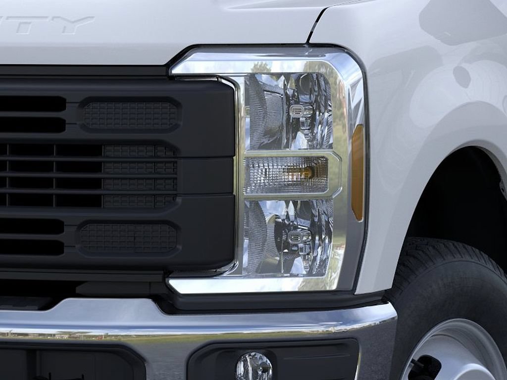 New 2026 Ford F350 XL AWD/4WD image 18