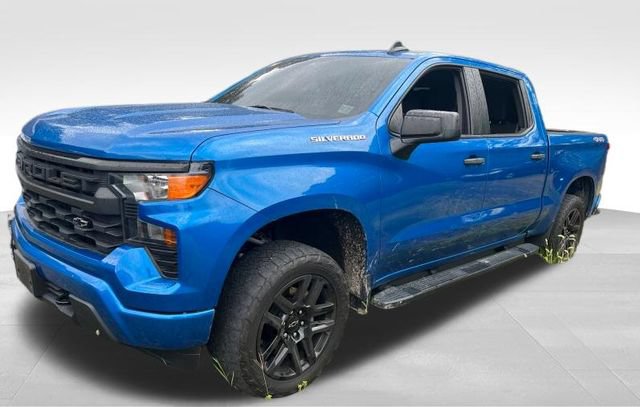 Used 2022 Chevrolet Silverado 1500 Custom AWD/4WD image 2