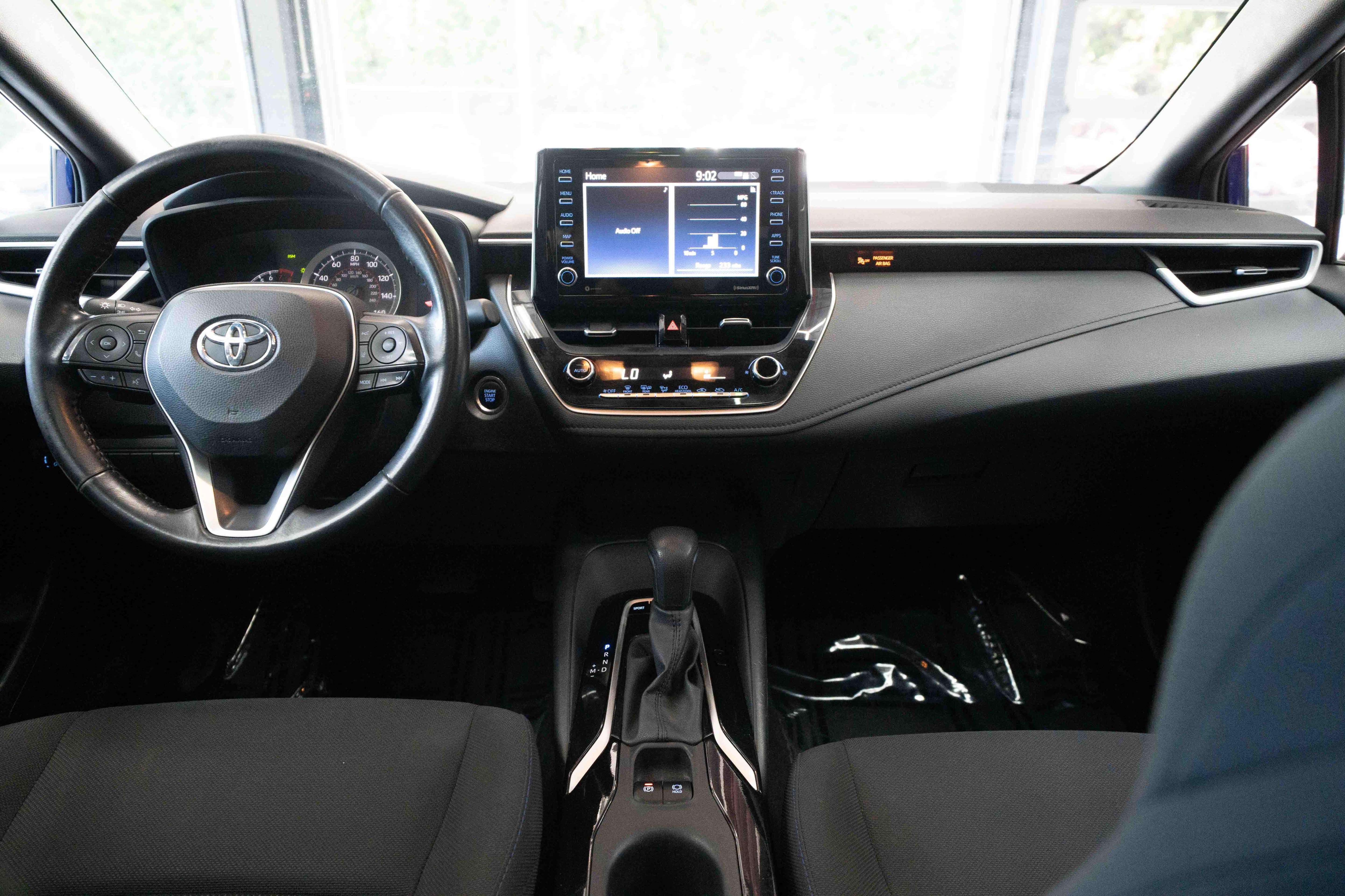 Used 2021 Toyota Corolla SE w/ SE Premium Package FWD image 20