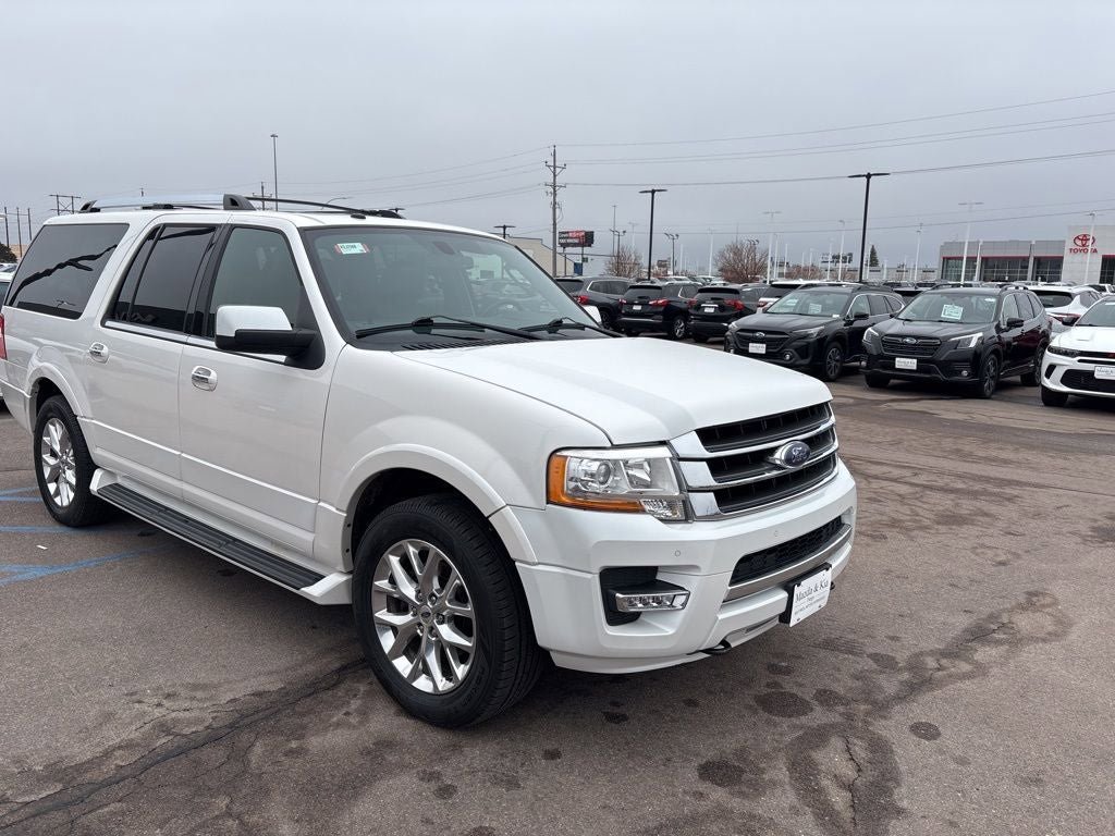 Used 2017 Ford Expedition EL Limited image 3