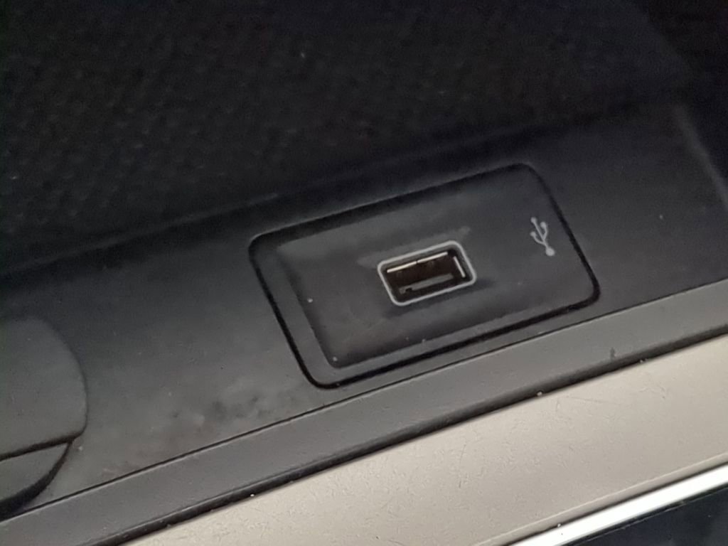 Used 2020 Volkswagen Passat 2.0T SE image 32