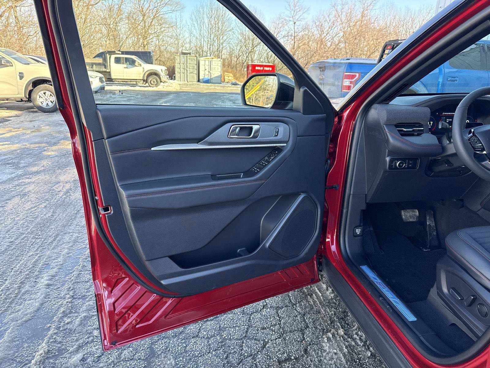 New 2026 Ford Explorer ST-Line image 10