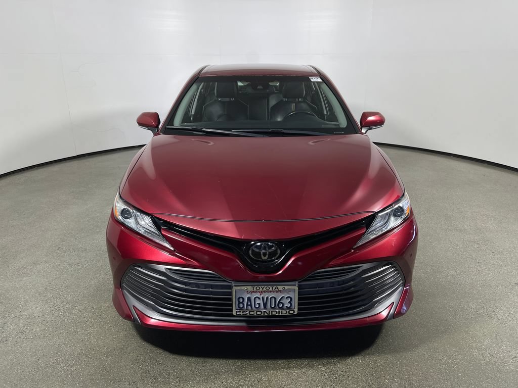 Certified 2018 Toyota Camry XLE FWD image 8