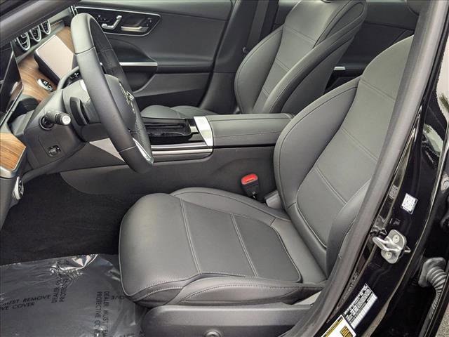 Used 2025 Mercedes-Benz C 300 4MATIC Sedan image 16