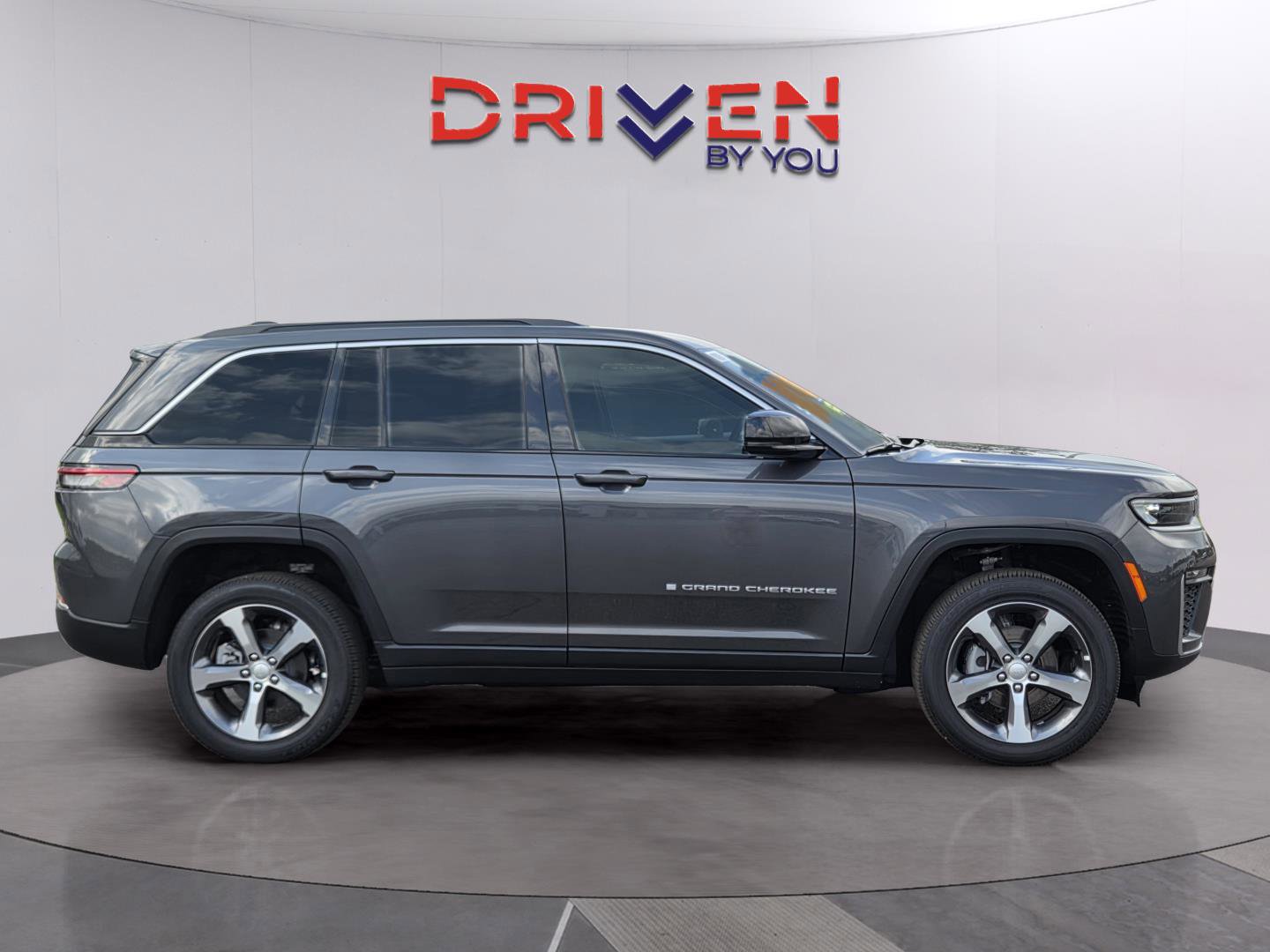 New 2026 Jeep Grand Cherokee Limited image 6