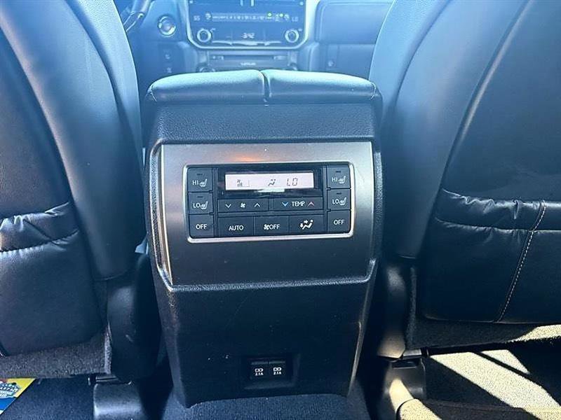 Used 2022 Lexus GX 460 Premium image 52