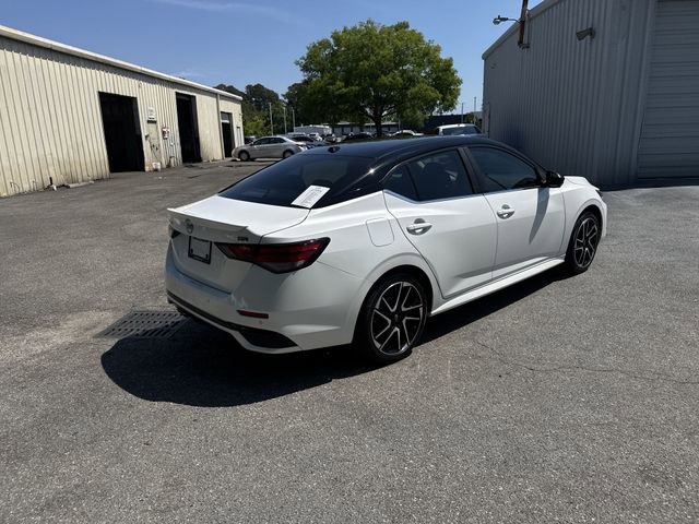 Used 2024 Nissan Sentra SR w/ SR Premium Package FWD image 5