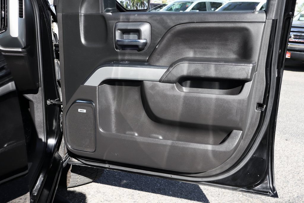 Used 2018 Chevrolet Silverado 1500 LTZ Z71 w/ Redline Edition AWD/4WD image 47