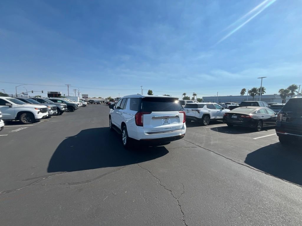 Certified 2024 GMC Yukon SLT AWD/4WD image 7