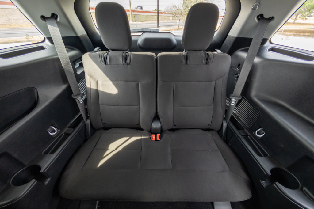 Certified 2023 Ford Explorer XLT RWD image 16